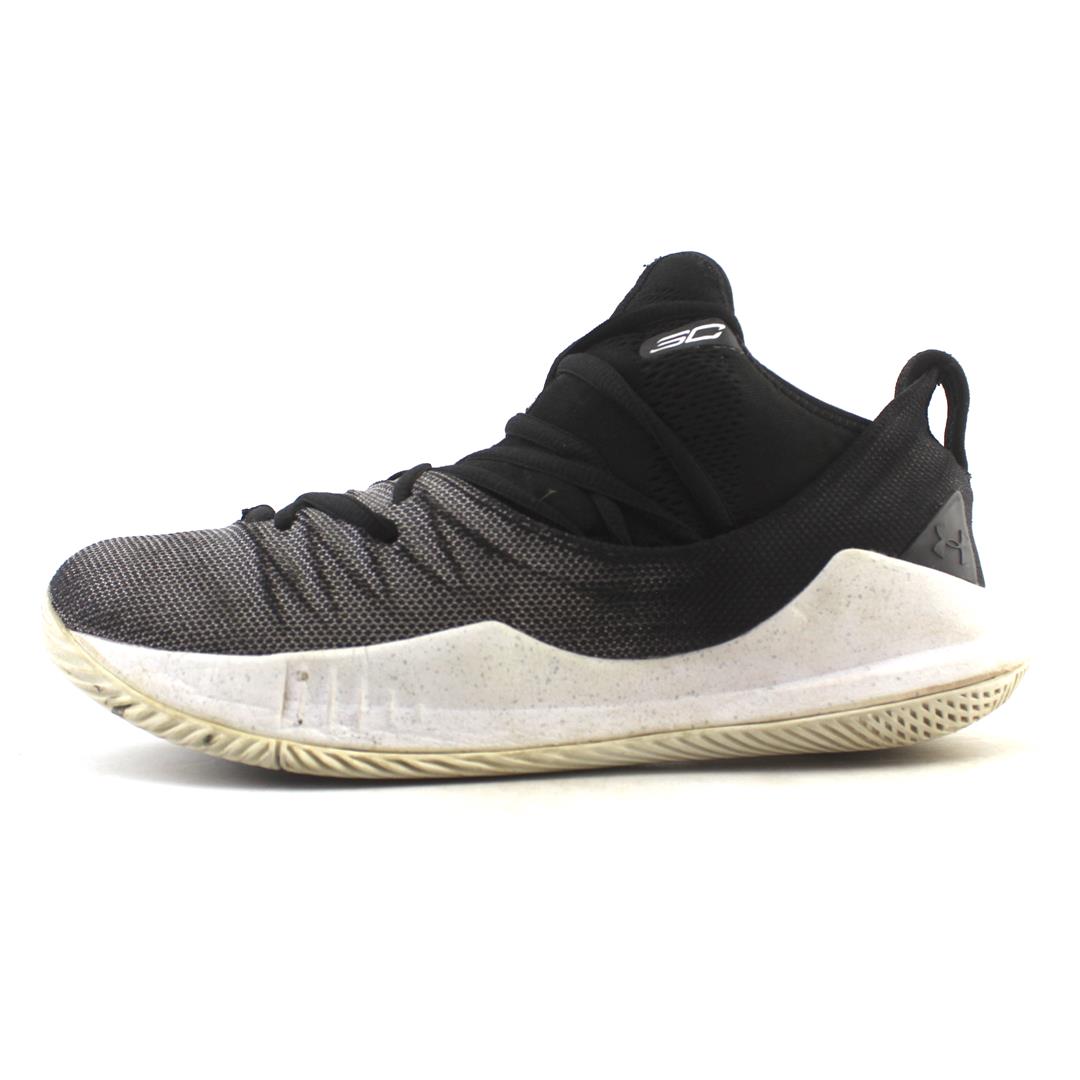 UNDER ARMOUR CURRY 5