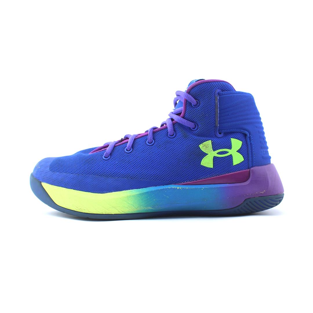 UNDER ARMOUR STEPH CURRY